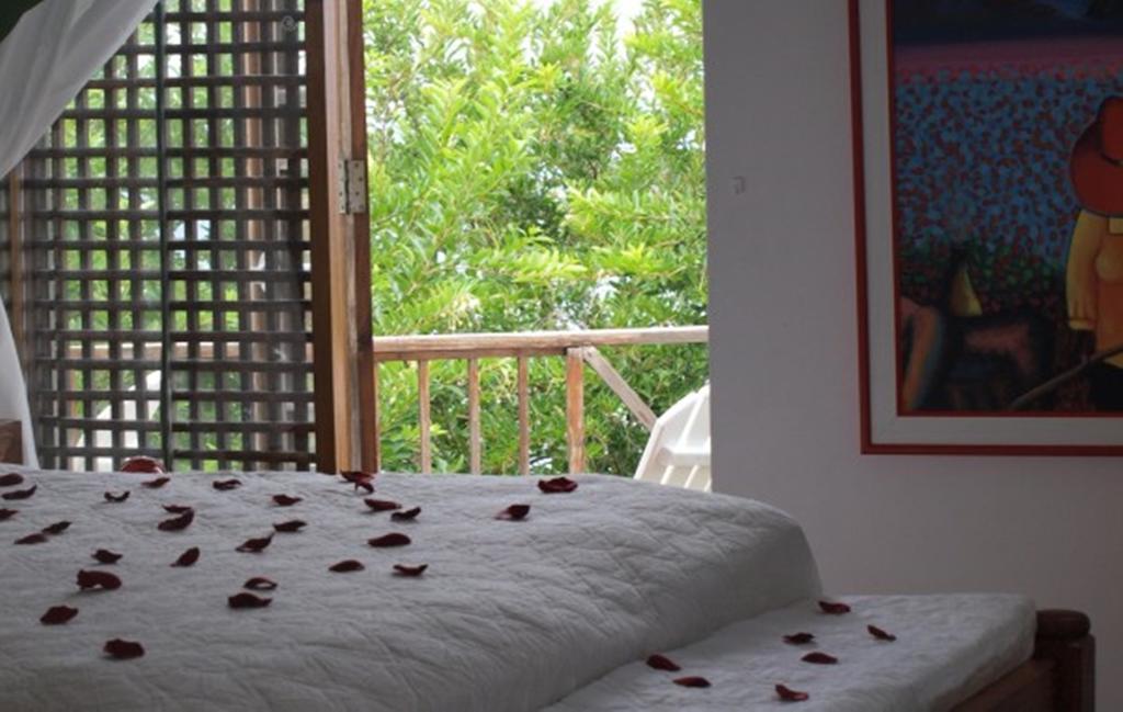 Being Villa Plymouth ภายนอก รูปภาพ
