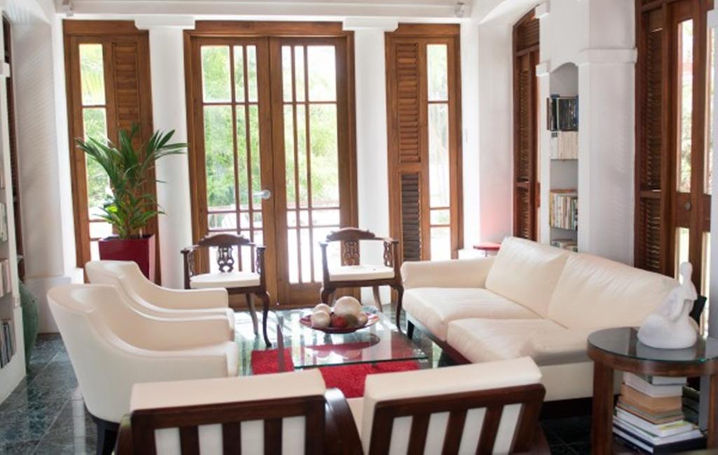 Being Villa Plymouth ภายนอก รูปภาพ